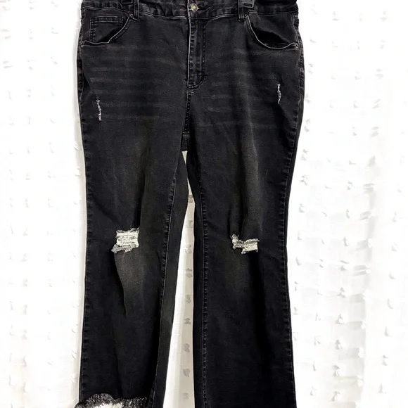 Like New XXL Crop Flare Jeans High Waist Rip Distressed Wide Leg Stretch Raw Hem - Picture 9 of 10
